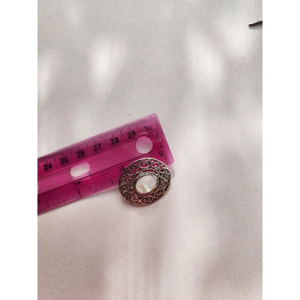 Vintage .925 Stamped Sterling Silver Mother Of Pearl Filigree Brooch Pin Cut Out - Picture 7 of 8